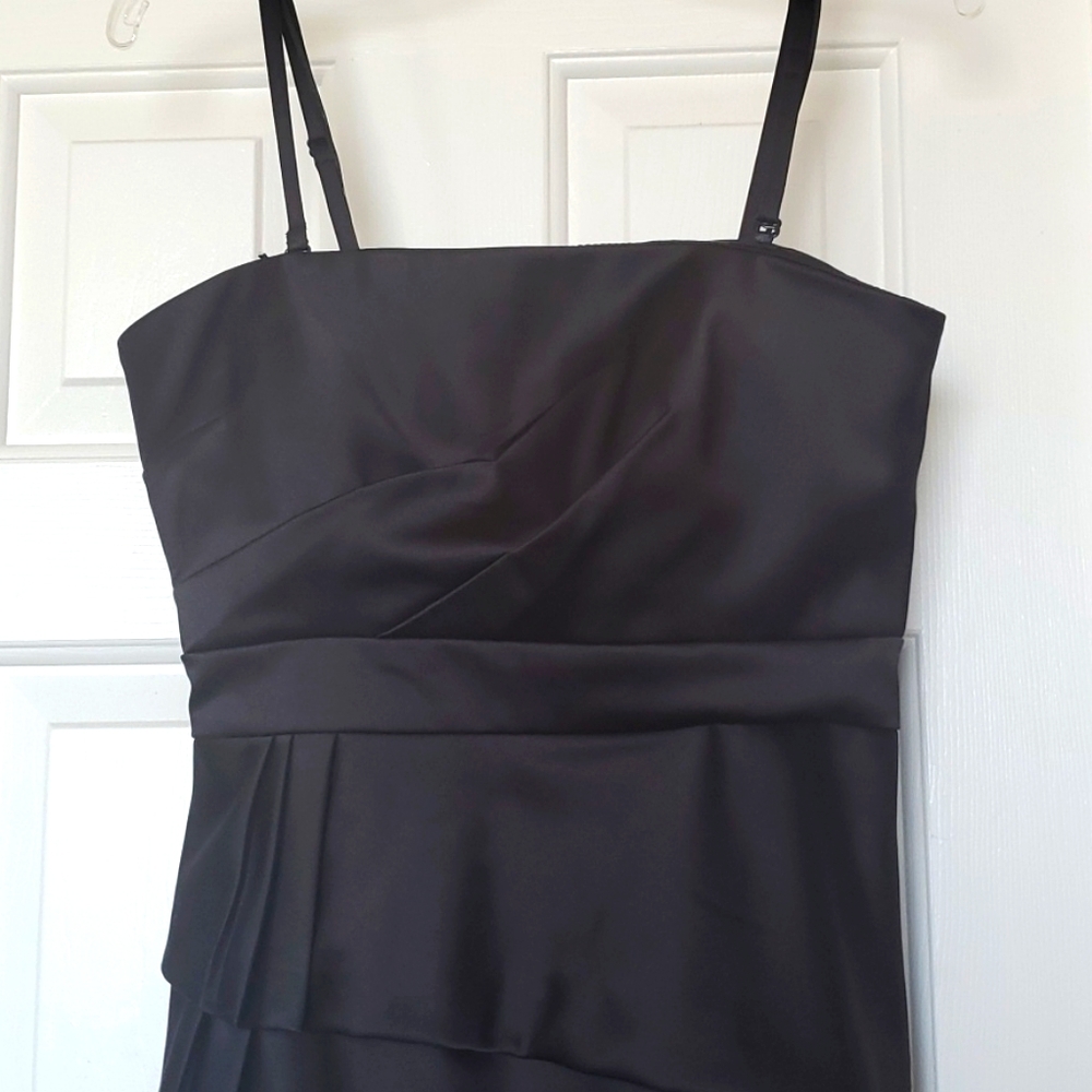 ๐บ3 For $10 JS Collections Cocktail Dress - Picture 13 of 16